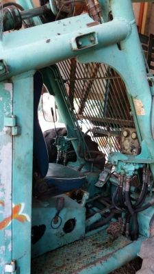 รถคีบอ้อยสามล้อ