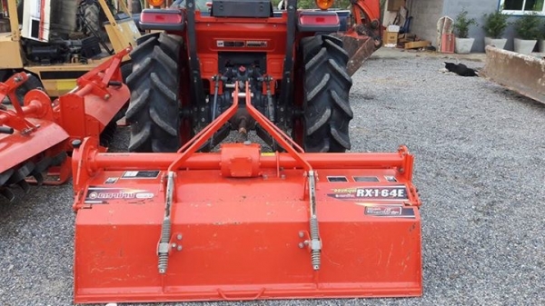 ขายรถไถคูโบต้าL3608spตัวรถพร้อมโรตารี่ สภาพสวยมากคับ