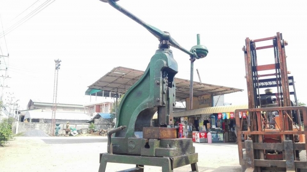 ** ไปอยู่ระยองครับ ** ปั้มคอม้า(คาราบาว)เบอร์ 2 แกน 2.5" เขา/ตุ้ม/โต้ะ ครบๆพร้อมใช้