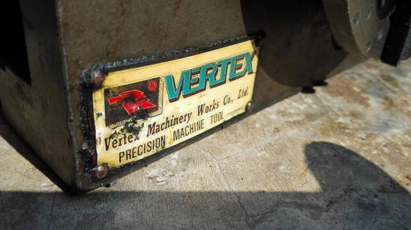 ** SOLD ** หัวแบ่งองศา Vertex สามจับ 6" สดแน่นพร้อมใช้