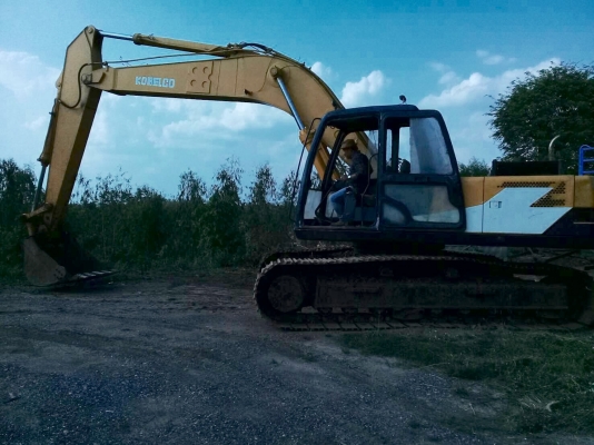 ขาย แบคโฮ KOBELCO SK200 Mark 3 ไฟฟ้าตัดแล้ว เครื่องดี ปั้มดี ช่วงล่างแน่น เอกสารเล่มทะเบียนครบ ราคาต่อรองได้ครับ