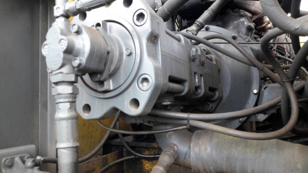 ขาย แบคโฮ KOBELCO SK200 Mark 3 ไฟฟ้าตัดแล้ว เครื่องดี ปั้มดี ช่วงล่างแน่น เอกสารเล่มทะเบียนครบ ราคาต่อรองได้ครับ