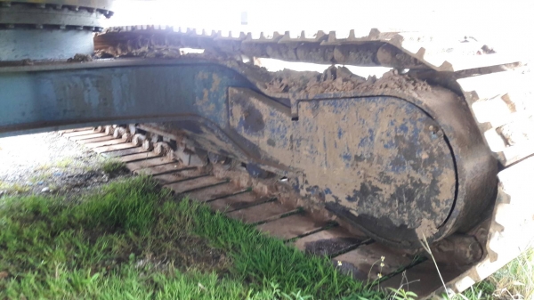 ขาย แบคโฮ KOBELCO SK200 Mark 3 ไฟฟ้าตัดแล้ว เครื่องดี ปั้มดี ช่วงล่างแน่น เอกสารเล่มทะเบียนครบ ราคาต่อรองได้ครับ