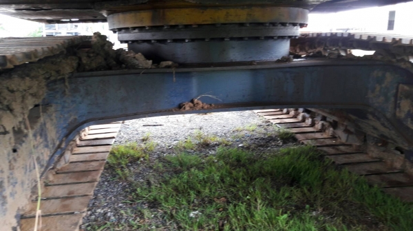 ขาย แบคโฮ KOBELCO SK200 Mark 3 ไฟฟ้าตัดแล้ว เครื่องดี ปั้มดี ช่วงล่างแน่น เอกสารเล่มทะเบียนครบ ราคาต่อรองได้ครับ