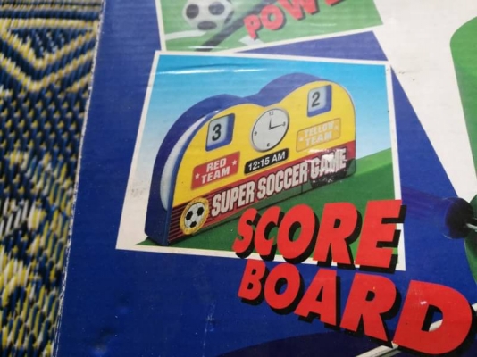 350 บ. ส่งฟรี083-2000058  LINE ID: line83292 เกมเตะฟุตบอลตั้งพื้นขนาดใหญ่ 70x42 cm. เล่นสองคนสนุกๆไม่ใช้ถ่านใช้มือควบคุมเอา ( ผู้เล่นหาย2ตัว)