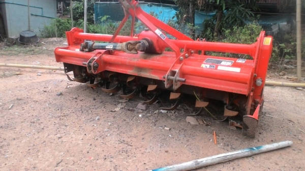 รถไถ 36 แรงปี 53 อุปกร 3 อย่าง ซ. ม 1700 นิด ฯฯ มือเดียวป้ายแดง ราคาเบาฯฯ 285000 บาท วันทูคอล 098 668-3479 dtac 094 283-9369 สิทธิ์ คับ