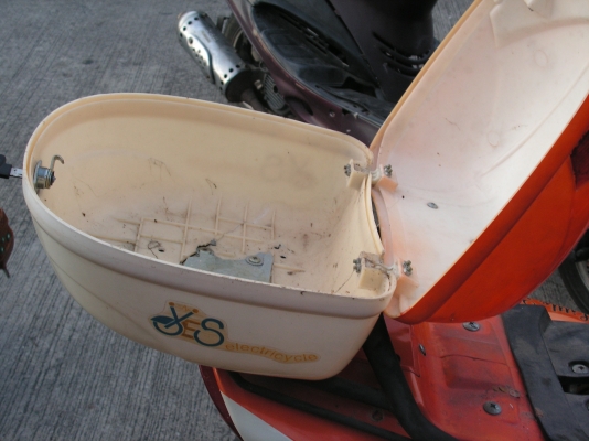 จักรยานไฟฟ้า(พี่ที่อยู่คลอง7รับไปดูเเลต่อแล้วครับ) จักรยานไฟฟ้า(พี่ที่อยู่คลอง7รับไปดูเเลต่อแล้วครับ)