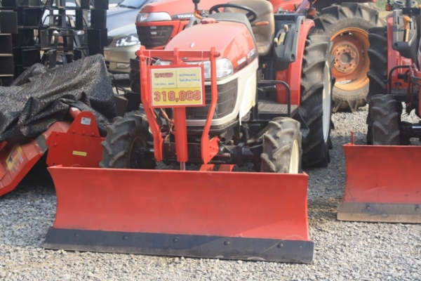 จำหน่ายแทรคเตอร์ยันม่าร์ EF312T(31 แรงม้า)และ EF352T(35 แรงม้า) ราคาเริ่มต้น 310,000