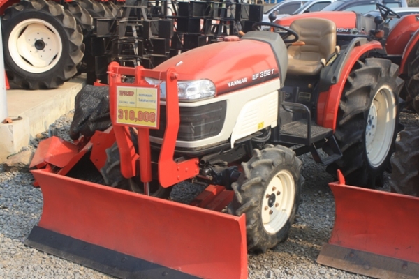 จำหน่ายแทรคเตอร์ยันม่าร์ EF312T(31 แรงม้า)และ EF352T(35 แรงม้า) ราคาเริ่มต้น 310,000