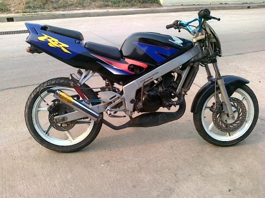 NSR150แต่งสตันท์ เครื่องดี ท่อสูตร วิ่งดี พร้อมใช้ NSR150แต่งสตันท์ เครื่องดี ท่อสูตร วิ่งดี พร้อมใช้