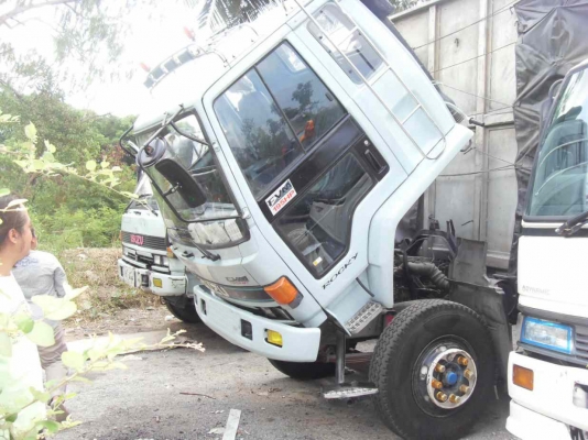 รถ  6  ล้อไม่ดั้ม    ขายยกชุด