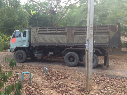 ขาย10ล้อดั๊มISUZU 240 แรงม้า หัวฟ้าแท้ กระบะสามมิตรลอนเฉียง สนใจโทร0819701072