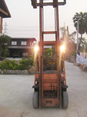 รถยกtoyota1ตันพร้อมใช้ยางตันเสาสูงเมตรกระบอกคู่ราคา89,000บาท