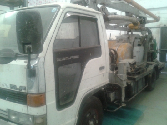 ขายรถบรรทุก ISUZU NPR59L พร้อมชุด อุปกรณ์ ชุดยิ่งคอนกรีต เอกสารอินวอย