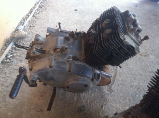 ขายเเครื่อง c92 มี2ลูก ราคาโทรสอบถามได้ ยกลงจากรถ เอาไปปั้นต่อได้ 0819884773