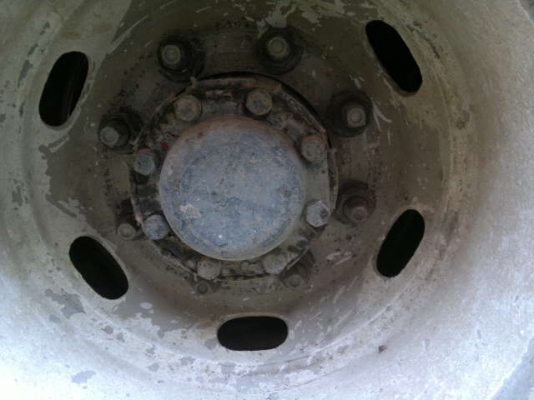 ขายหางเซมิดั้ม 3 เพลา กระบะเหล้กสามมิตรล๊อนเฉียง ปี.48 ช่วงล้างทำสีให้ใหม่แล้ว สวย สนใจรีบจองด่วน ราคาต่อรอง