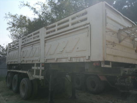 ขายหางเซมิดั้ม 3 เพลา กระบะเหล้กสามมิตรล๊อนเฉียง ปี.48 ช่วงล้างทำสีให้ใหม่แล้ว สวย สนใจรีบจองด่วน ราคาต่อรอง