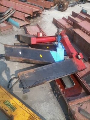 ขายเครน TADANO ZF 304 3ตัน4ปอก3ชัก นำเข้า สภาพดี ล้างออกสีสวยเลยครับ