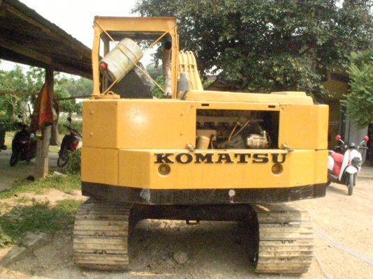 ประกาศขายรถแบคโฮ โคมัสสุ 60 รุ่น 1 (เหลือง)
