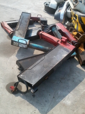 ขายเครน UNIC k340 3ตันครึ่ง3ปอก2ชักนำเข้า6เหลี่ยม สภาพดีครับ