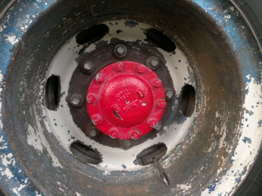 ขายรถ 6 ล้อ กระบะเหล็ก ยาว.4.50 ม. HINO เมก้า เครื่อง.212 แรงโบ ปี.47 รถสวยพร้อมใช้