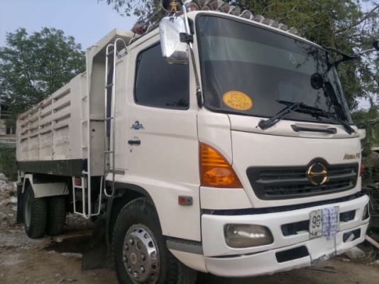 ขายรถ 6 ล้อ กระบะเหล็ก ยาว.4.50 ม. HINO เมก้า เครื่อง.212 แรงโบ ปี.47 รถสวยพร้อมใช้