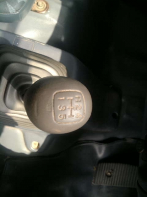 ขายรถ 6 ล้อ กระบะเหล็ก ยาว.4.50 ม. HINO เมก้า เครื่อง.212 แรงโบ ปี.47 รถสวยพร้อมใช้