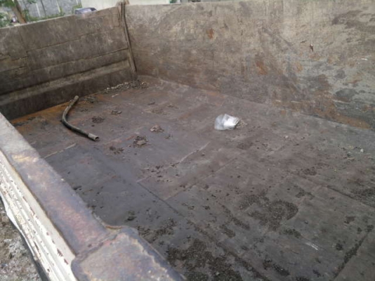 ขายรถ 6 ล้อ กระบะเหล็ก ยาว.4.50 ม. HINO เมก้า เครื่อง.212 แรงโบ ปี.47 รถสวยพร้อมใช้