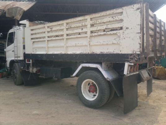 ขายรถ 6 ล้อ กระบะเหล็ก ยาว.4.50 ม. HINO เมก้า เครื่อง.212 แรงโบ ปี.47 รถสวยพร้อมใช้