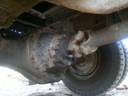 ขายรถ 6 ล้อ กระบะเหล็ก ยาว.4.50 ม. HINO เมก้า เครื่อง.212 แรงโบ ปี.47 รถสวยพร้อมใช้