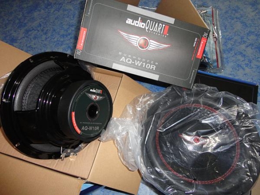 ลำโพงซับ10นิ้ว โครงปั๊ม ว้อยส์เดี่ยว ยี่ห้อ AQ audioQUART รุ่น AQ-W10R