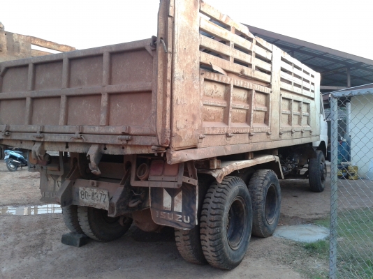 ขายรถบรรทุก10 ล้อ HINO ดั้ม เครี่อง 6D16 195 แรงม้า 2 เพลา สโลกลาง เบรคทิฟฟี่