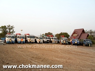 รถบรรทุกติดเครน