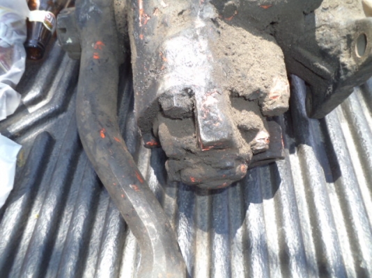 กระปุกพาวเวอร์ พวงมาลัย 10 ล้อ nissan UD