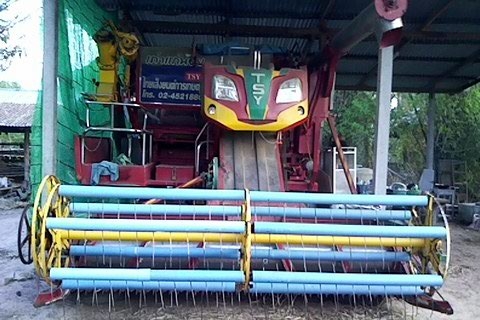 ขายรถเกี่ยวไทยเส็ง รุ่นเดี่ยวทรนงค์