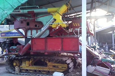 ขายรถเกี่ยวไทยเส็ง รุ่นเดี่ยวทรนงค์