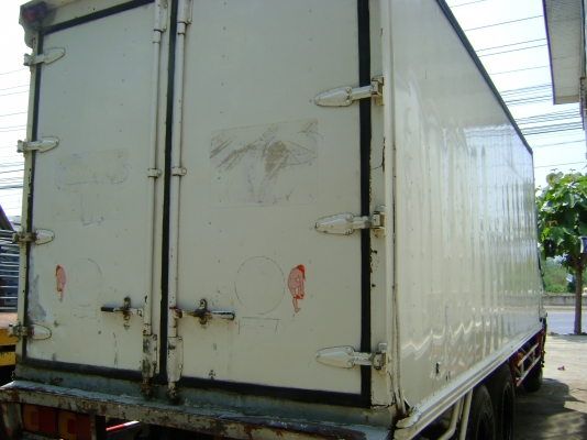 ขายรถ10ล้อเพลาเดียว สิงไฮเทค 195 แรง ตู้แห้งสี่บาน ปี96หนึ่งคัน อีกคันปี93 เครื่ิองดี คัชชีสวย สภาพพร้อมใช้งาน รถมี2คันเดียวลงรูปเพิ่มให้อีก