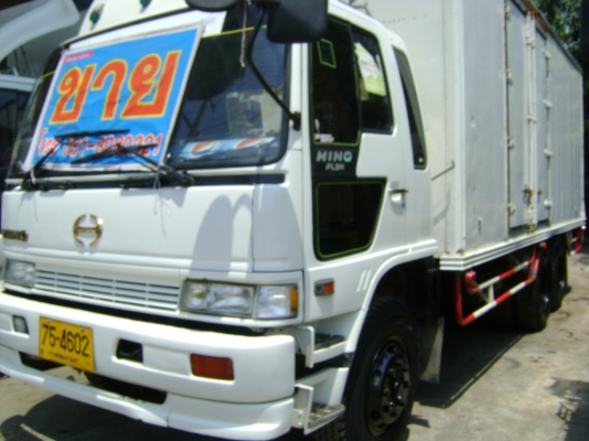 ขายรถ10ล้อเพลาเดียว สิงไฮเทค 195 แรง ตู้แห้งสี่บาน ปี96หนึ่งคัน อีกคันปี93 เครื่ิองดี คัชชีสวย สภาพพร้อมใช้งาน รถมี2คันเดียวลงรูปเพิ่มให้อีก