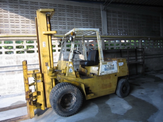 ขาย รถยก TCM 3.5 คัน รุ่น FVD35 Z5 เสาสูง 4 เมตร มือสองญี่ปุ่น