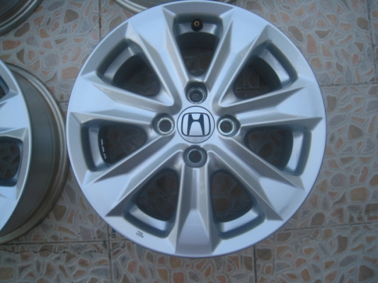 ขายล้อแม็กเดิม Honda jazz 15"x5.5" et45 4รู100 (081-3747940)
