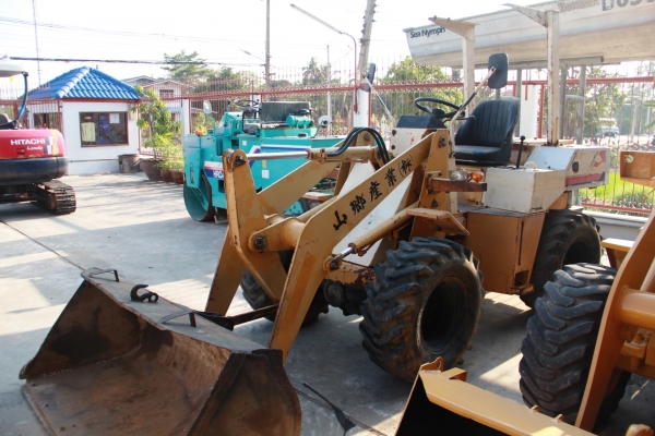 รถตักล้อยาง Yanmar-Y31WA มือสองญี่ปุ่นแท้ พร้อมทำสีให้เหมือนใหม่ ไม่เคยใช้งานในไทย พร้อมใช้งาน มีบริการขนส่ง