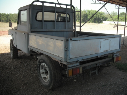 nissan patol g 60 เครื่อง rd 28 3 เกียร์  กระบะลอยทะเบียนไม่ขาด  ติดต่อมาที่ 0816654579