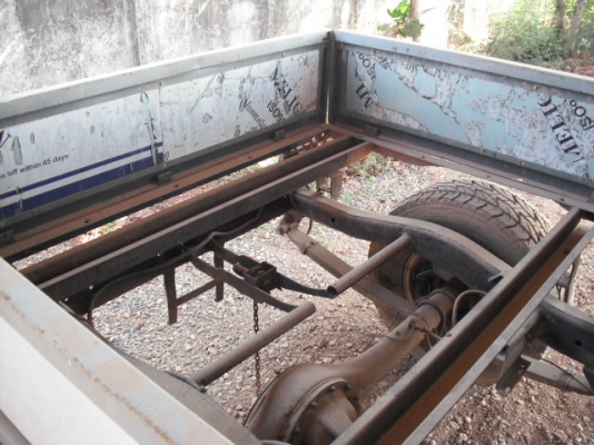 nissan patol g 60 เครื่อง rd 28 3 เกียร์  กระบะลอยทะเบียนไม่ขาด  ติดต่อมาที่ 0816654579