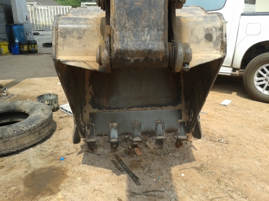 ขาย KOMATSU PC 200 -2 TURBO