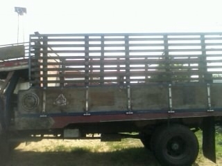 ***ขายแล้วครับขอบคุณ Truck2hand ขาย 6 ล้อหัวยาว เดิมๆ สวยๆ เครื่องเดิมDA 120แรง แห้งดี ไม่มีหลวม ช่วงล่างดีคัสซีดี เดิมๆ ไม่บวมไม่ดาม ยางดี6เส้น เอกสารม.79 พ.ธรรมดา เกียร์ดีเข้าง่ายไม่หลุด กระบะคอกไม้ พื้นไม้สวย ไม่หักไม่ดาม พร้อมใช้งาน ราคาต่อรองได้ครับ