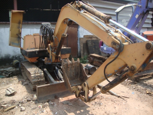 ขายรถแบคโฮKomatsu 28uu  Hitachi 120 ราคา490,000บาท มี3คัน ชั่วโมง Mistsu MS035, Kubota KH-50,Hanix N2602 นำเข้าจากญี่ปุ่นมีอินวอล์ย