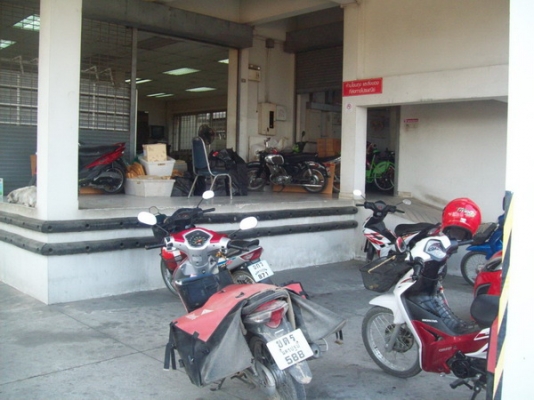 ฝากรูปส่งรถ C92 ให้น้องเป้ อุบล