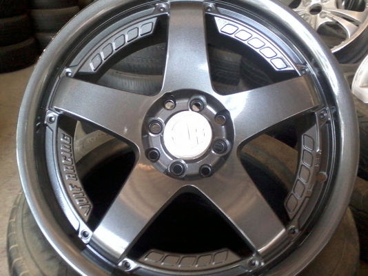 ล้อ VOLFRACING ขอบ 17 4รู 100-114 4วง 8500 บาท