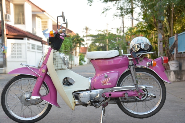 ขาย C70 สีชมพูขาว สภาพสวย