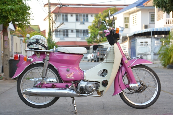 ขาย C70 สีชมพูขาว สภาพสวย